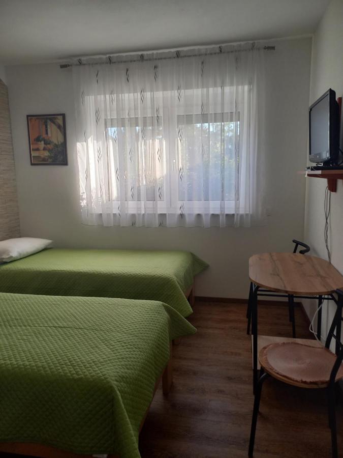 塞扎纳Apartma Majda公寓 外观 照片